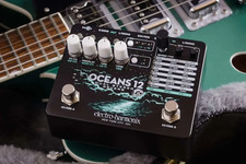 EHX Electro-Harmonix Oceans 12 Dual Stereo Reverb Guitar Effects Pedal