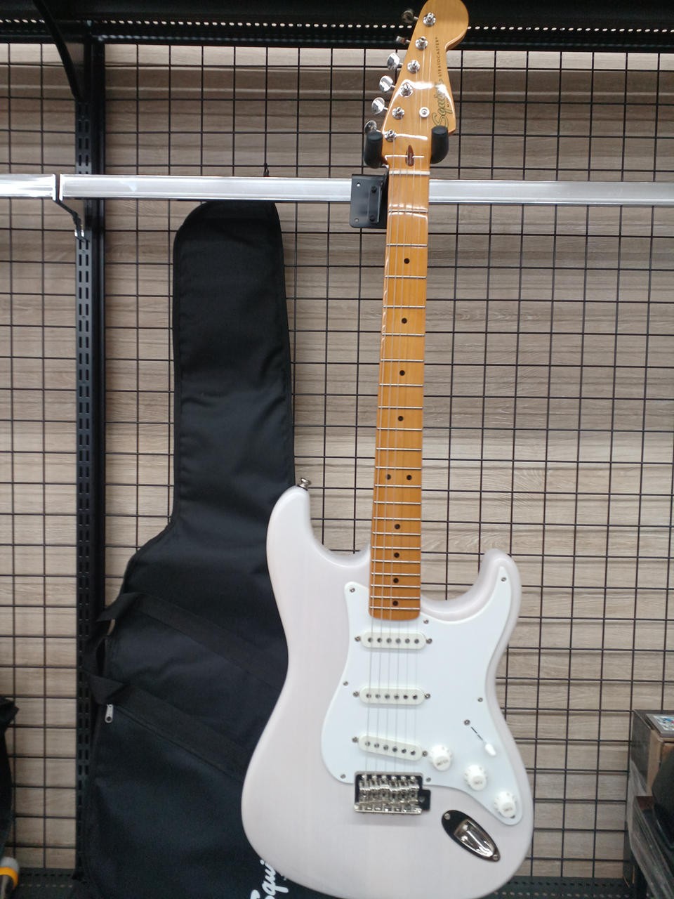 SQUIER Electric Guitar CLASSIC VIBE 50S STRATCASTER