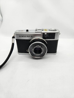 Olympus Trip 35 Filmkamera mit Zuiko 40mm f2.8 Objektiv - Near Mint
