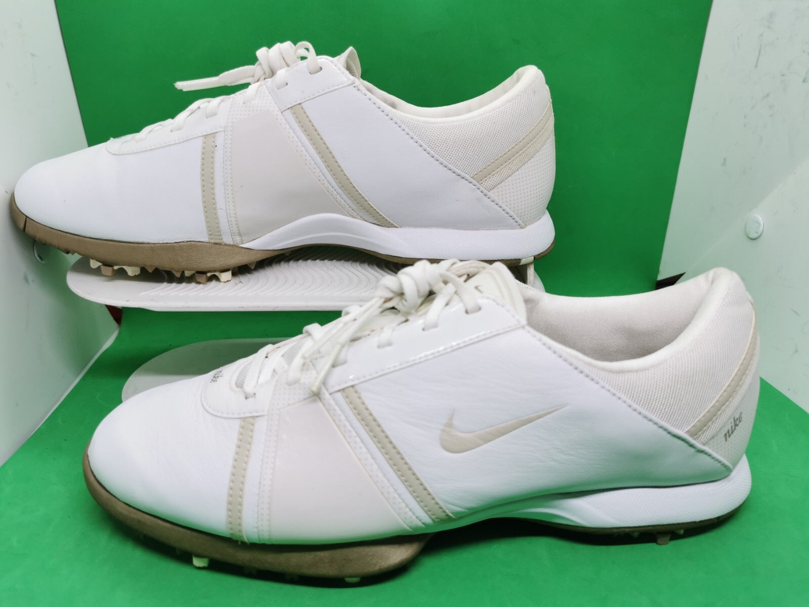 Nike Air Dormie Women Golf Shoe White and Beige Leath… Gem