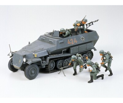 Tamiya Dt. Sdkfz.251/1 Halbkette Hanomag (5) Set 1:35 Plastik Model 300035020