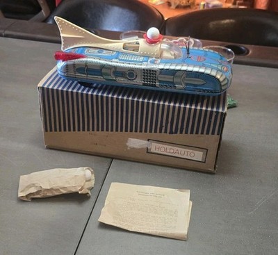 Vintage Spacehip Astronaut HOLDAUTO Lemezaru Gyar Tin Toy Litho B/Op Car In BOX 