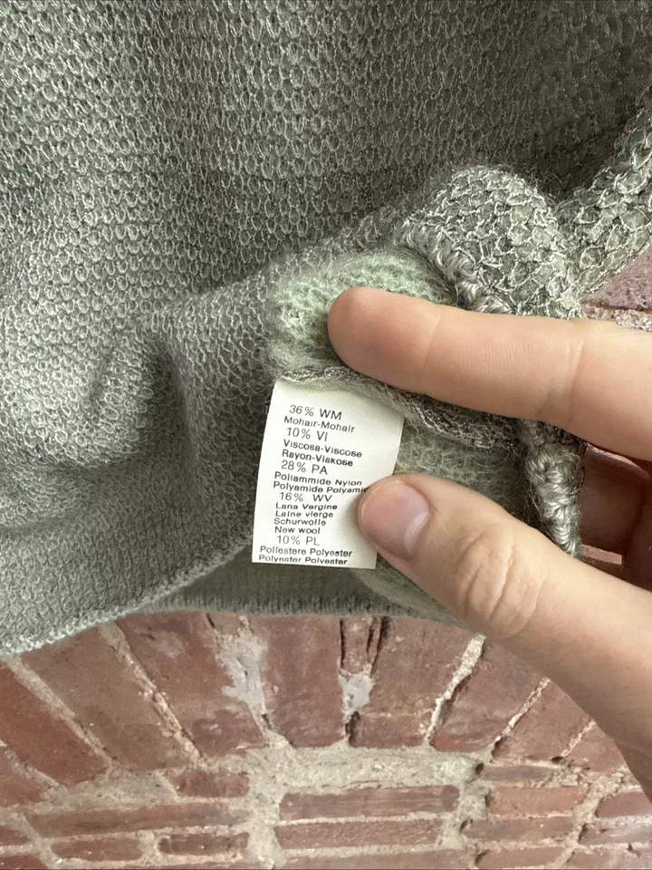 Vintage Giorgio Armani Women’s Tank Sweater, Sz 44, Sage Stripe Intarsia Italy - Image 4 of 4