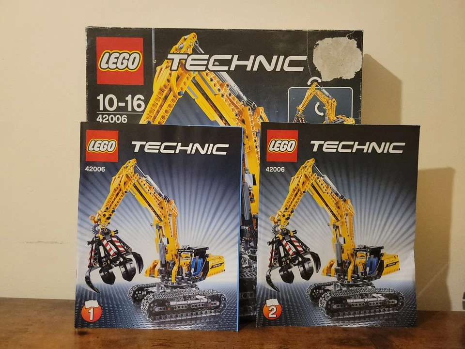 LEGO Technic 42006 Excavator, photo 3 of 5