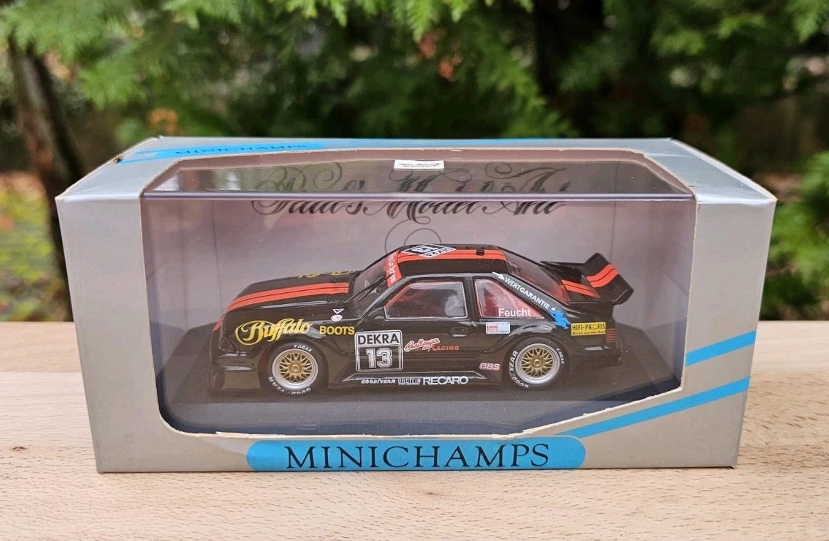 Minichamps 1:43 Ford Capri Bj. 1969 Autobahnpolizei Düsseldorf
