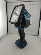 Makita DML812 18V LXT Lithium-Ion Cordless LED Flashlight Spotlight tool only