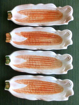4 VTG. HANDPAINTED WHITE & BROWN CORN DISHES 10'' X 3''