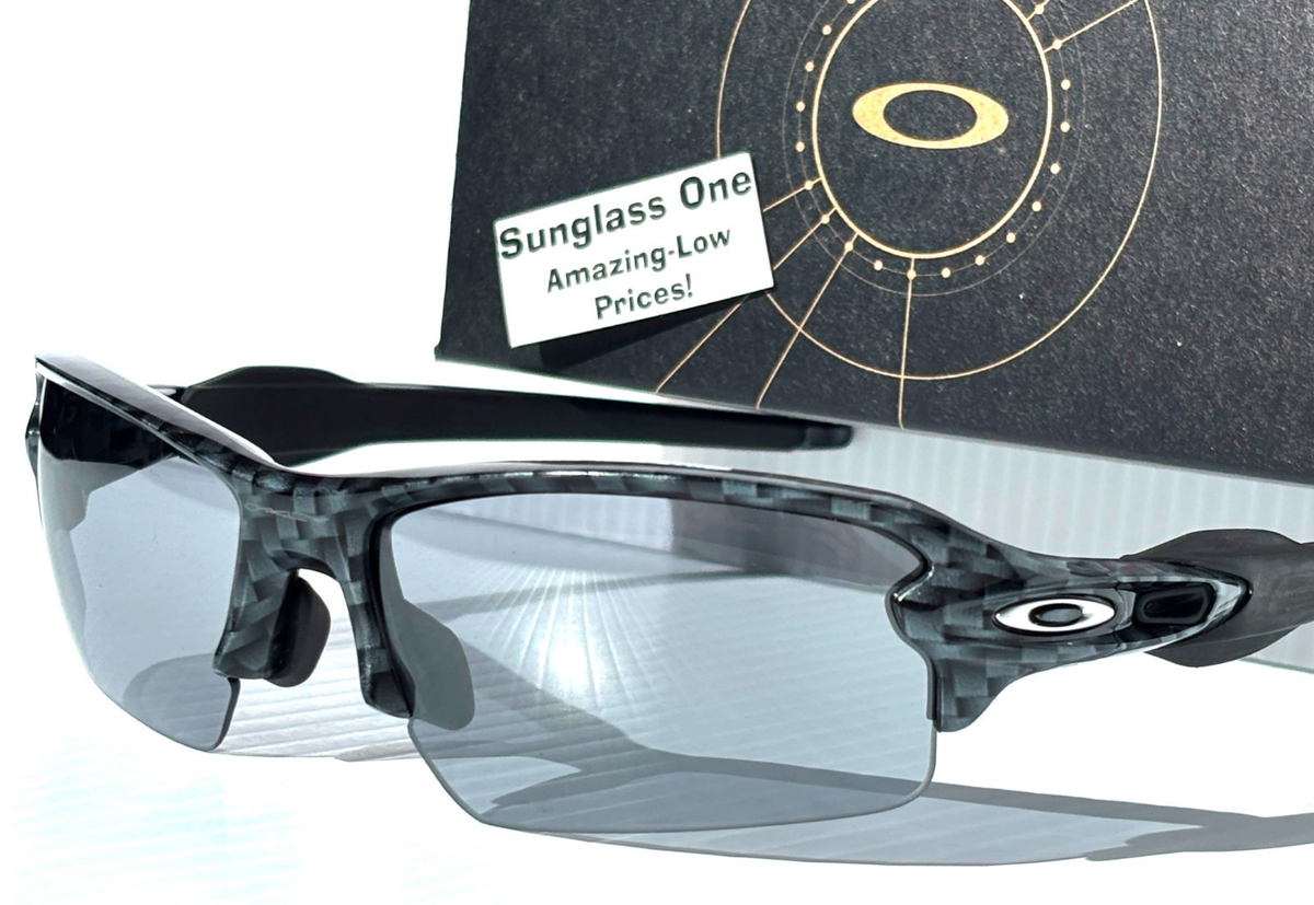 NEW Oakley FLAK 2.0 Carbon Fiber Frame Slate Iridium Lens Sunglass