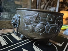 Antique old arts and crafts nouveau glasgow rose brass planter lion handles 