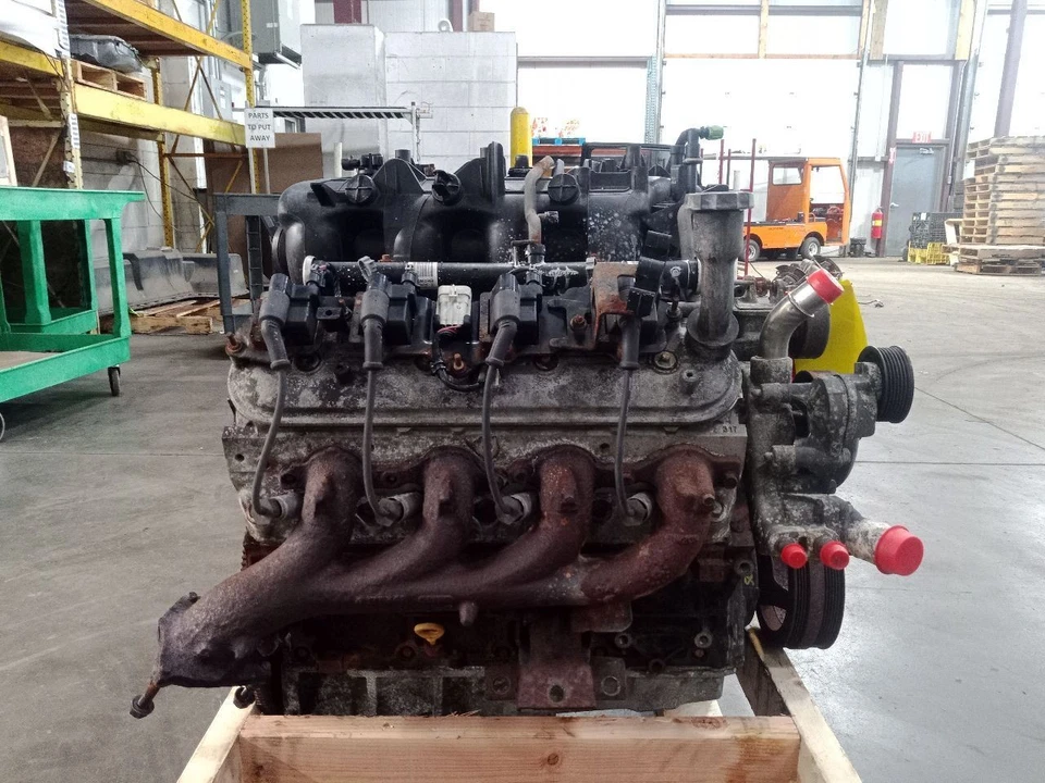 Engine / Motor Assembly 2004 H2 Sku#4212403 - Изображение 2 из 4