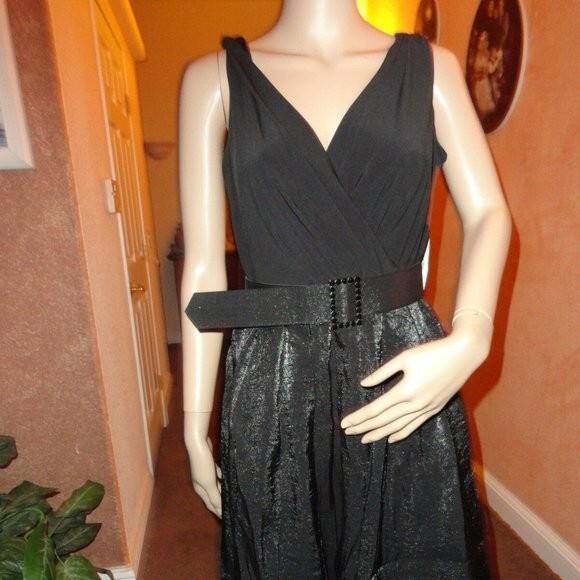 macy's Evan picone V NECK BLACK fit and flare 4 | eBay