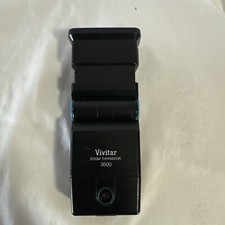 VIVITAR UNIVERSAL FLASH 3500 ZOOM THYRISTOR FLASH