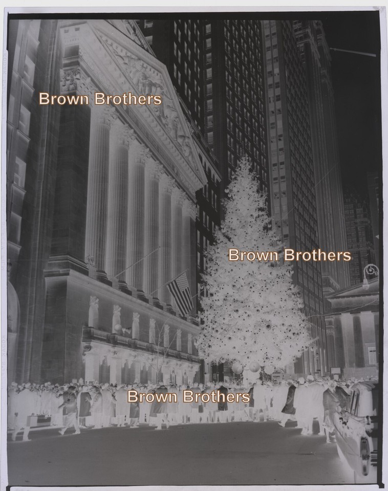 1926 NYC Christmas on Wall Street Huge Lighted Tree NYSE Film Camera