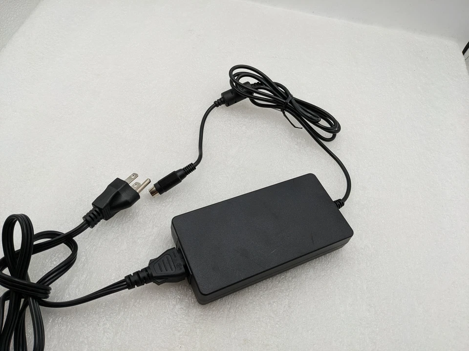 Original FSP FSP096-AHAN2 12V 8A 96W AC/DC Adapter Free Shipping - Image 4 of 4