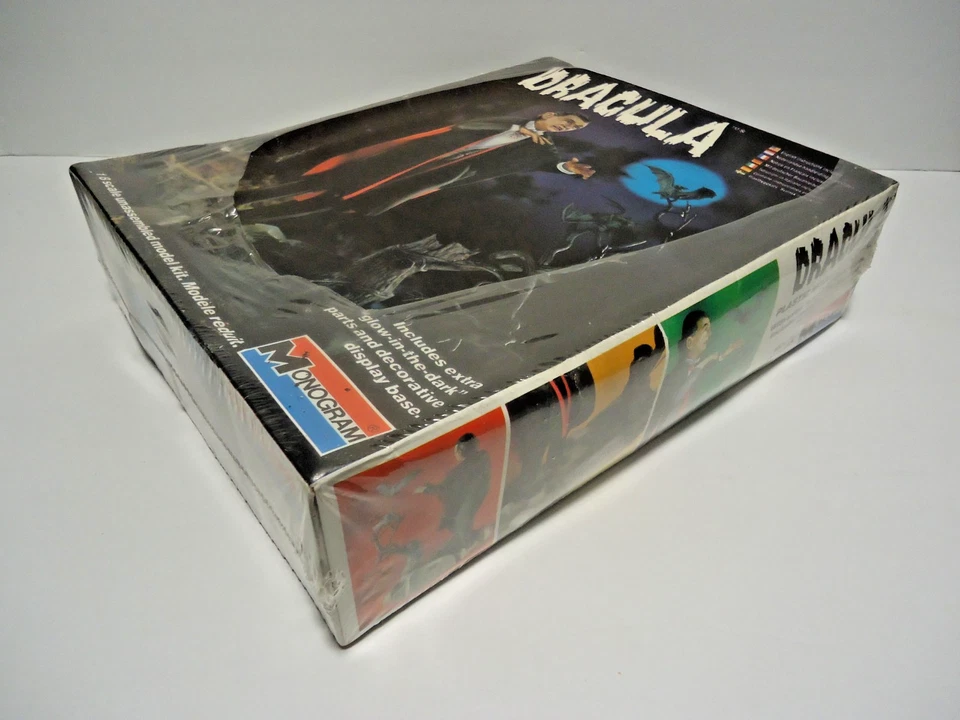 DRACULA & THE WOLFMAN GLOW IN THE DARK MODEL KIT MONOGRAM ATLANTIS AURORA RARE - Image 3 of 4