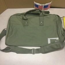 Guess ( Guess Man) Carry On/duffle Bag 20 Inch 