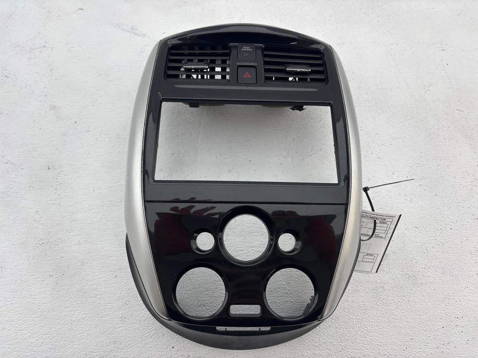 14-19 Nissan Versa Hatchback Center Dash Radio Bezel Climate Control Trim Oem - Image 2 of 4