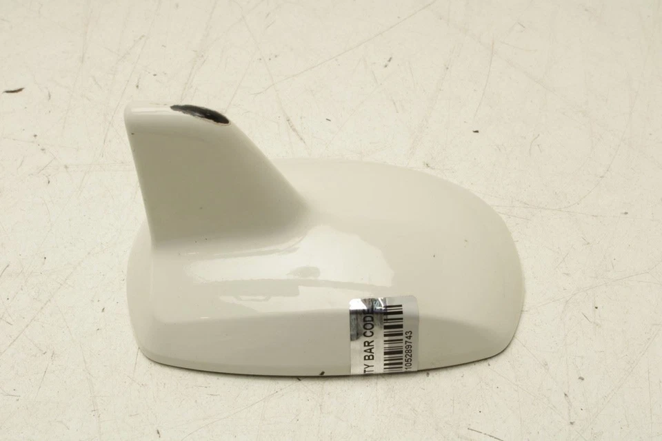 Mercedes-Benz E350 Sport 2010-2016 4Matic techo exterior antena aleta de tiburón Foto 2 de 4