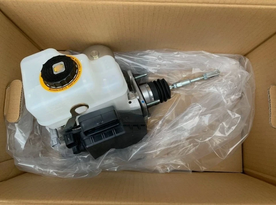 OEM Brake Booster With Master Cylinder 47050-60311 For Toyota Land Cruiser 200- - Image 4 of 4