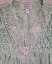 Miss Elaine Traditional House Coat Nightgown Green Seersucker Embroidered Zip M