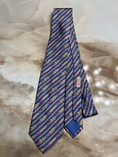 Edle Krawatte von Hermes  Paris 7171 FA  100% Seide