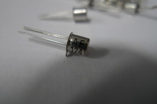 AF124 AF126 AF114 AF116 NPN PNP Germanium Transistor TO72 TO7 Philips Mullard - Picture 38 of 60