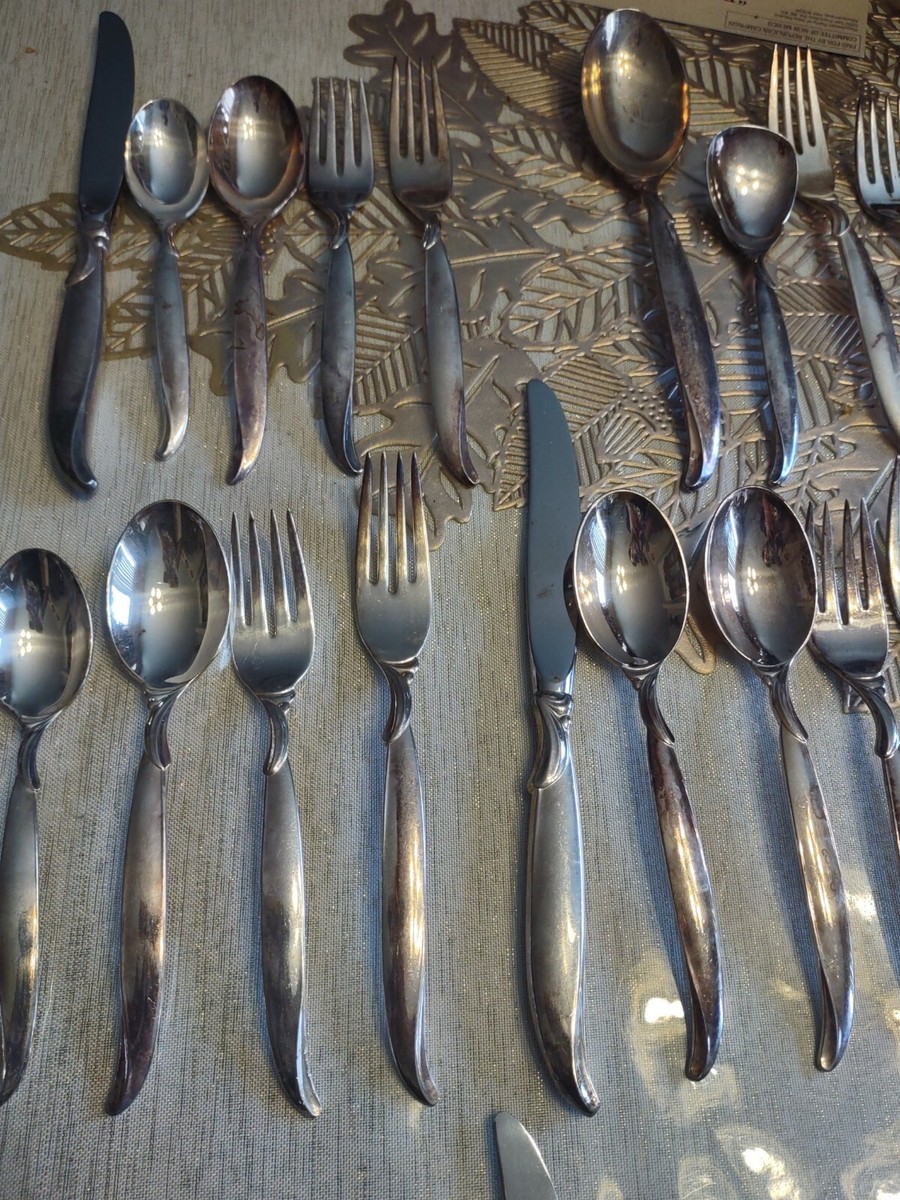 1846 Rogers Bros Flair 65 Piece Lot 12 Place Settings | eBay