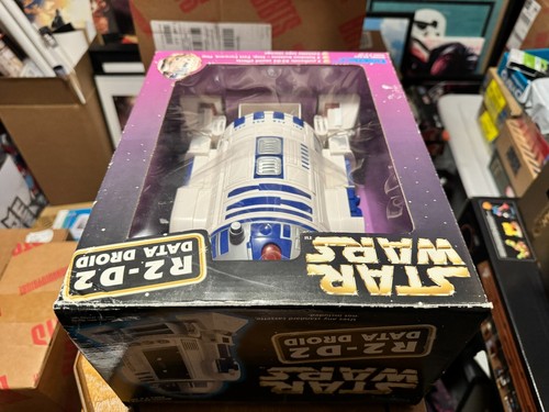 TIGER ELECTRONICS 1997 STAR WARS R2-D2 DATA DROID MODEL 88-083 - Picture 2 of 10