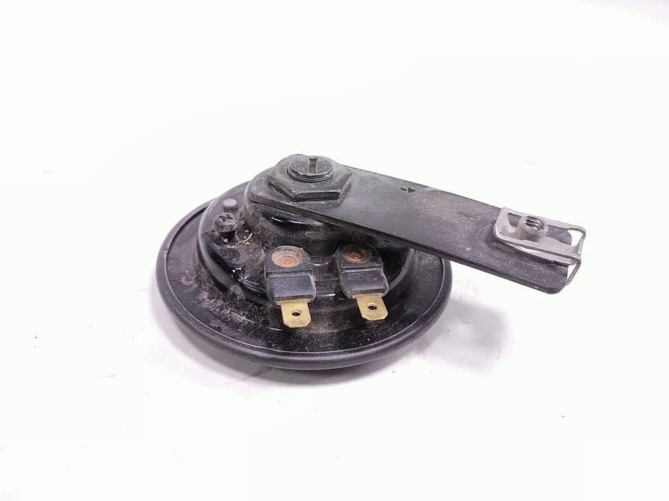 16 bocinas Ducati Monster 821 Foto 3 de 4