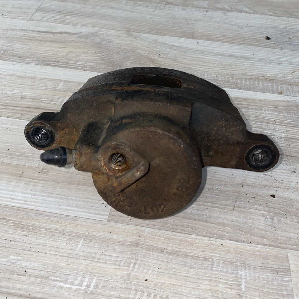 Pinza de freno delantera izquierda Buick Reatta 1988-1991, Oldsmobile Tornado Driver OEM Foto 3 de 4