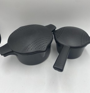 Pampered Chef Micro Steamer Rice Veggie Cooker 4 cup and 2 qt Black