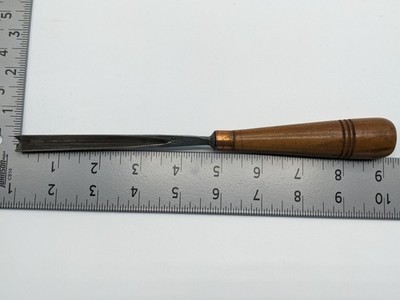 Buck Bros. V shaped gouge #89 or #68