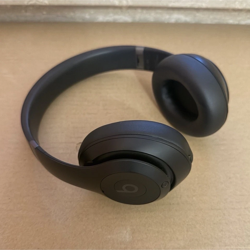 Beats Studio Pro, foto 1 di 4