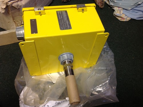 FLUID COMPONENTS FCI MASS FLOW METER LT81A NEW NOS RARE!!! SALE NEW $499 - 第 5/7 張圖片