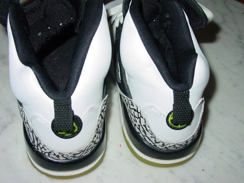 2019 Nike Air Jordan Spizike 317321-170 White/Black/Volt Youth Shoes! Size 6Y - Picture 6 of 16