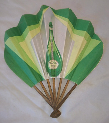 ALTER SCHÖNER WERBEFÄCHER VERA MINT VON RICQLES LIKÖR dickes Papier 1960
