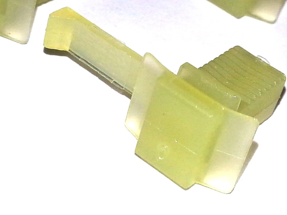 82-92 NOS Firebird Trans Am Spoiler de Janela Traseira Moldagem Guarnição Clipe 6p MM - Imagem 4 de 4