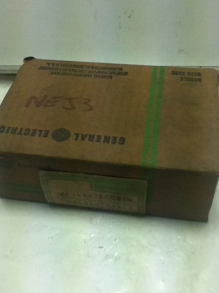 MONTAJE CUBIERTA MOLDEADA GE CR546A780G054 Foto 4 de 4