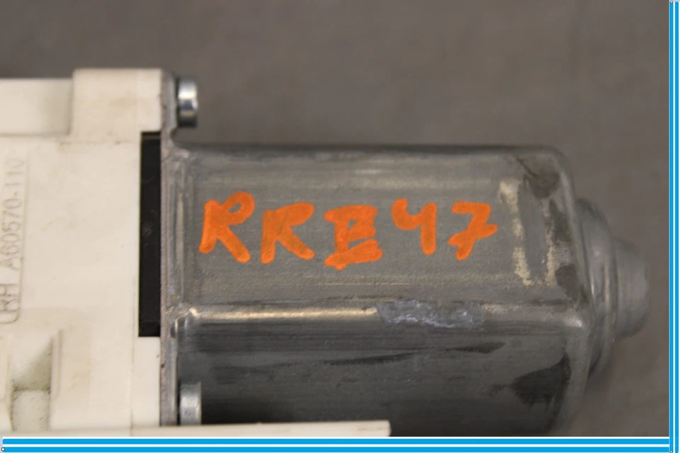 11-18 Audi A8 A8L D4 Rear Right Passenger Side Window Lift Motor 8K09598D1B Oem - Image 4 of 4