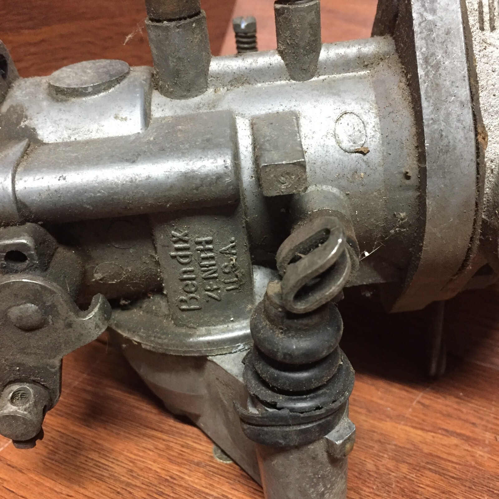 HARLEY DAVIDSON Panhead Bendix Zenith Carburetor Cast Iron Manifold