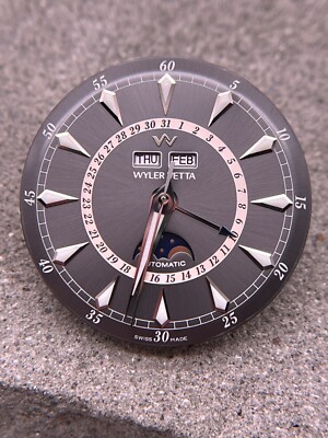 #1574 WYLER VETTA TRIPLE POINTER DATE MOON 2824-2 UHRWERK MECHANISM MOVEMENT