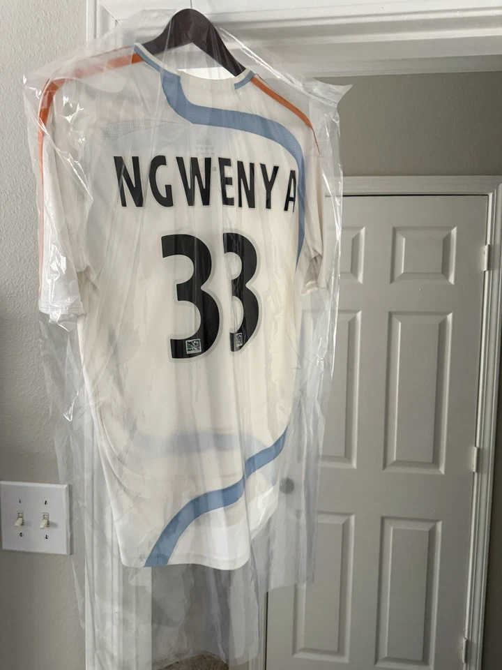 Футболка игровая Ngwenya Houston Dynamo б/у матч поношенная Mls - Изображение 2 из 2