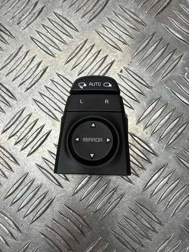 KIA SPORTAGE V NQ5 Spiegeleinstellschalter 93530D9500 1.60 2019 30503304