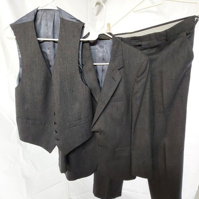 Vintage Men's 44L Christian Dior Monsieur 3 Piece Suit Gray Wool French Made
