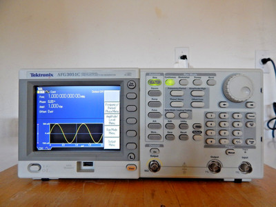 Tektronix AFG3051C Single Channel Arbitrary/Function Generator 1GS/s, 50MHz