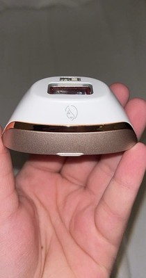 Philips Lumea IPL 7000 Haarentfernungsgerät - 3 Aufsätze inkl. Korrekturtrimmer