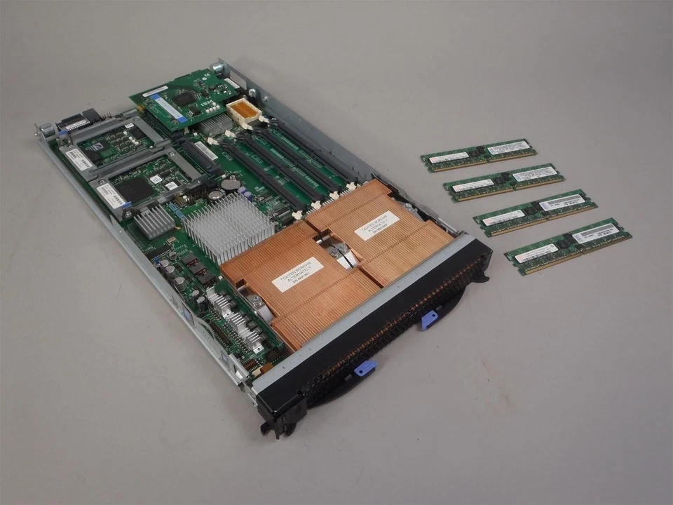 IBM 8843-4RU HS20 BladeCenter Dual 3.4 GHz. CPU's w/ Drive Bay's 3GB RAM -Used - Image 2 of 4