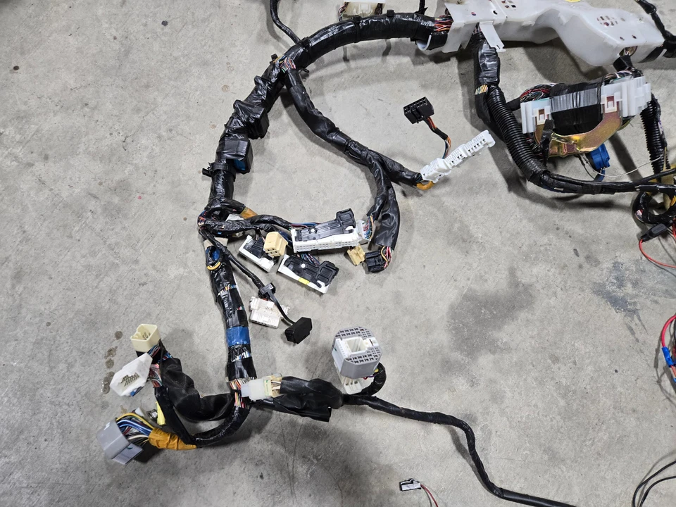 2003-2009 Toyota 4runner DASH WIRE HARNESS 2wd SR5 4.0 firewall dashboard - Image 3 of 4