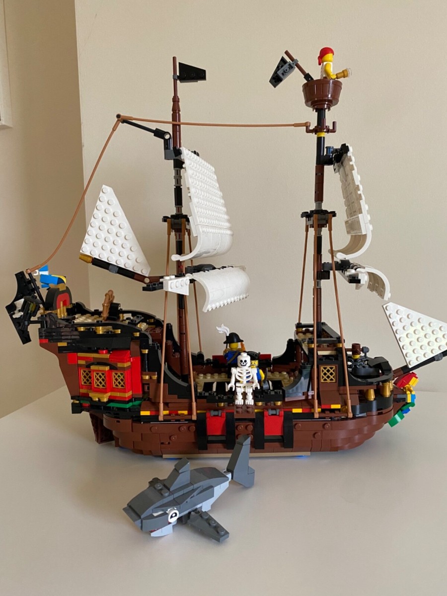 LEGO Pirate Ship 31109 Creator 3-in-1 pre-owned UK