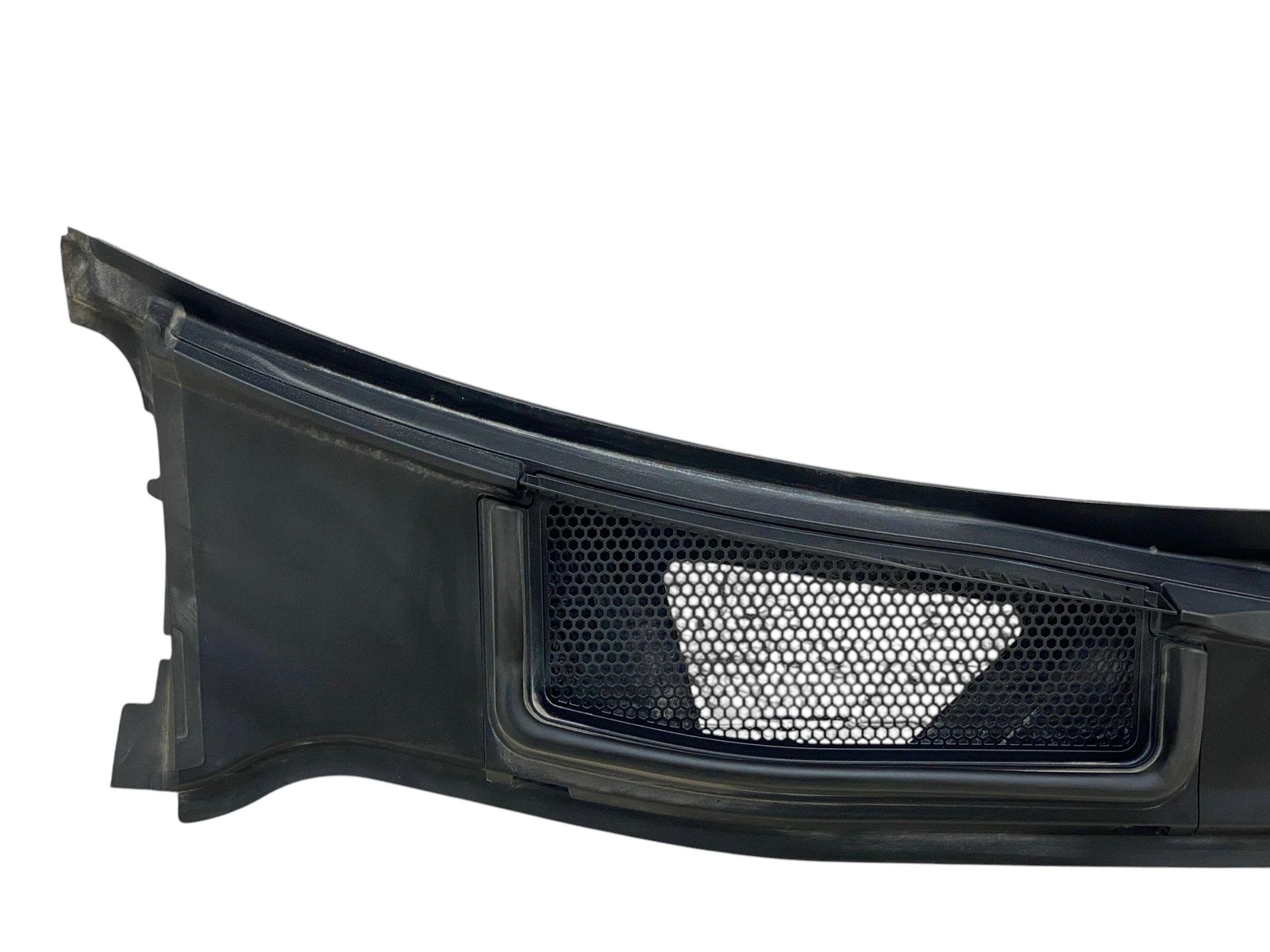 2016 - 2020 BENTLEY BENTAYGA OEM FRONT WINDSHIELD WIPER COWL GRILLE VENT PANEL